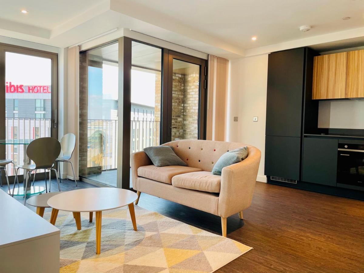 Royal Wharf Apartments Λονδίνο Εξωτερικό φωτογραφία